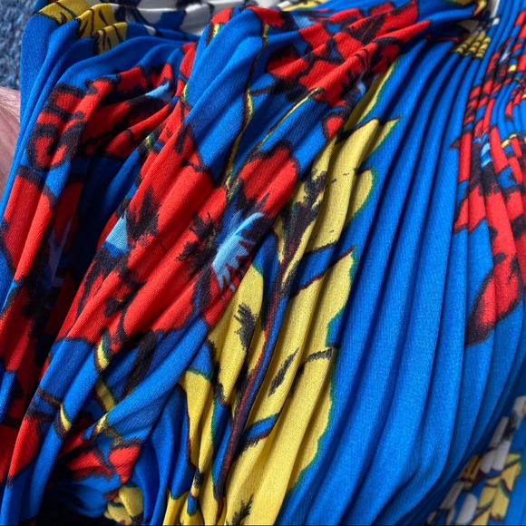 💙 BELLE VERE BOHO BLUE MULTI COLORFUL FLORAL PLEATED LOOSE FIT BLOUSE! - Picture 9 of 9